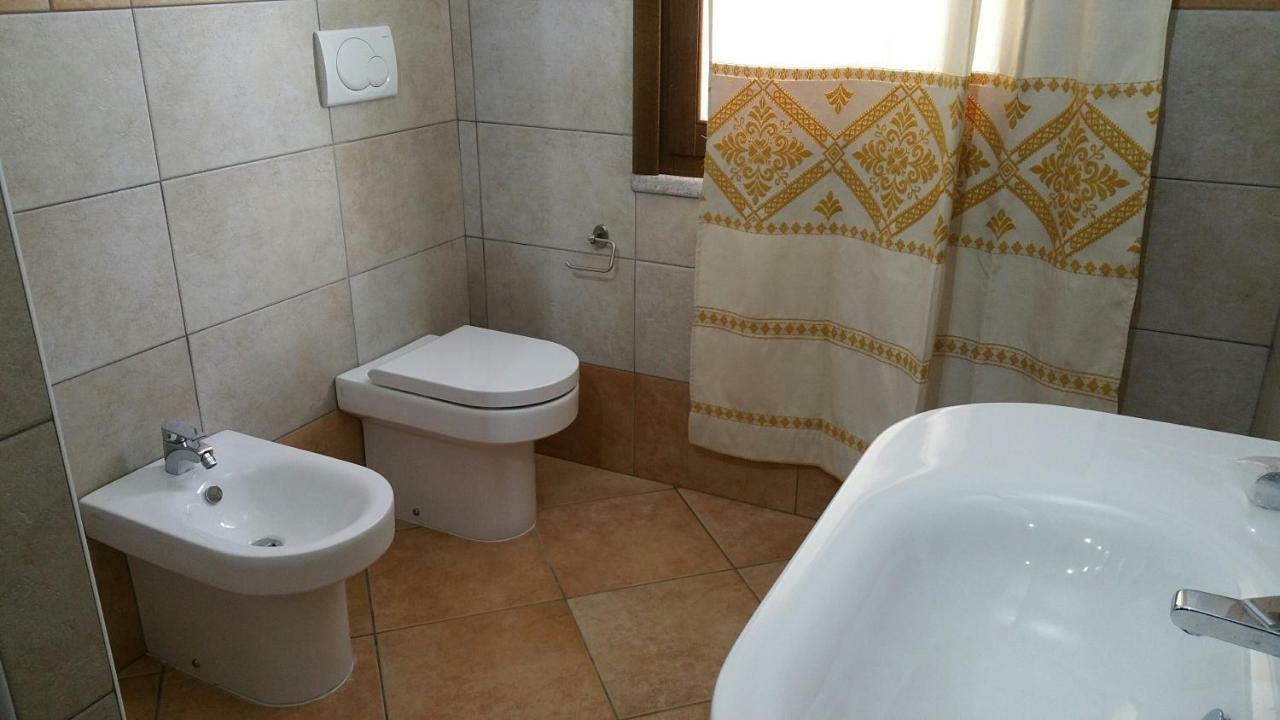 "La Pavoncella" Chia - Domus De Maria Villa Luaran gambar